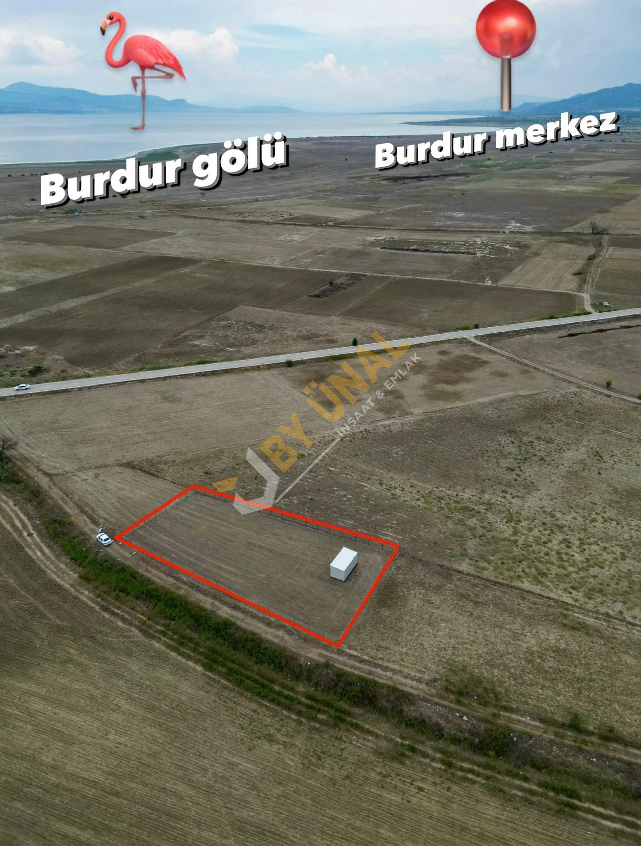 BY ÜNAL'DAN BURDUR YAZIKÖY'DE CADDE ÜSTÜ SATILIK TARLA