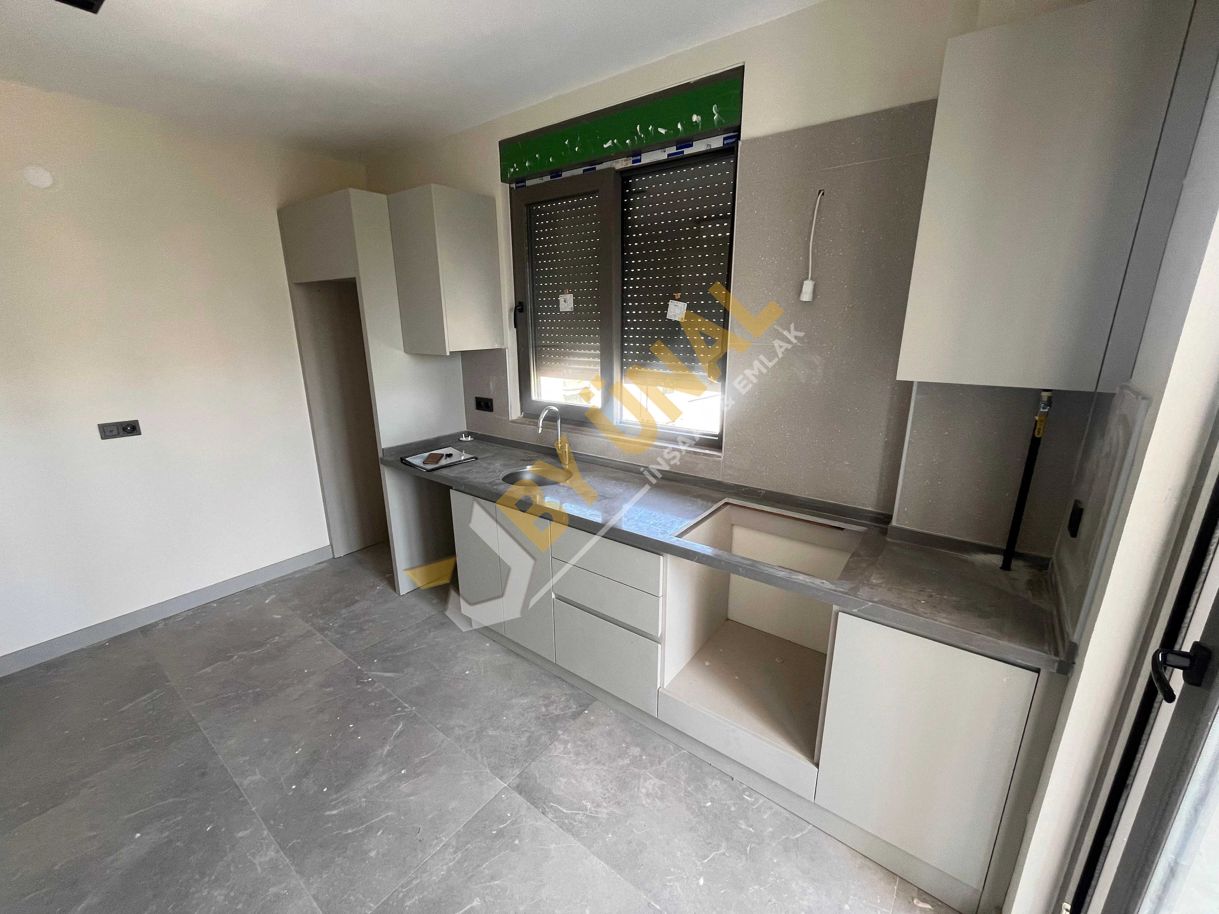 BY ÜNAL' DAN_DÖŞEMEALTI BAHÇEYAKA' DA YERDEN ISITMALI_KATTA 2+1 SATILIK DAİRE