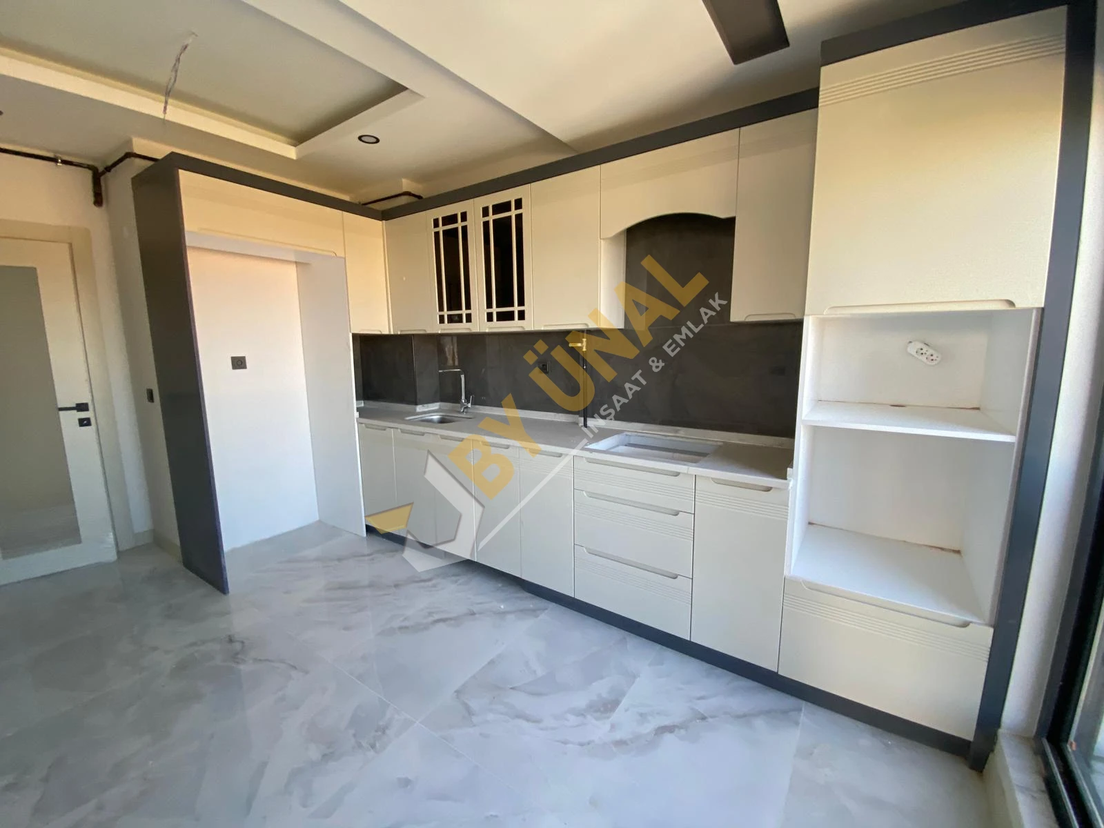 BY ÜNAL'DAN_ÇANKAYA'DA SATILIK HAVUZLU SIFIR_120 M2 2+1_DAİRE